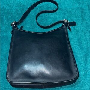 Coach 9073 Andrea slim bucket bag